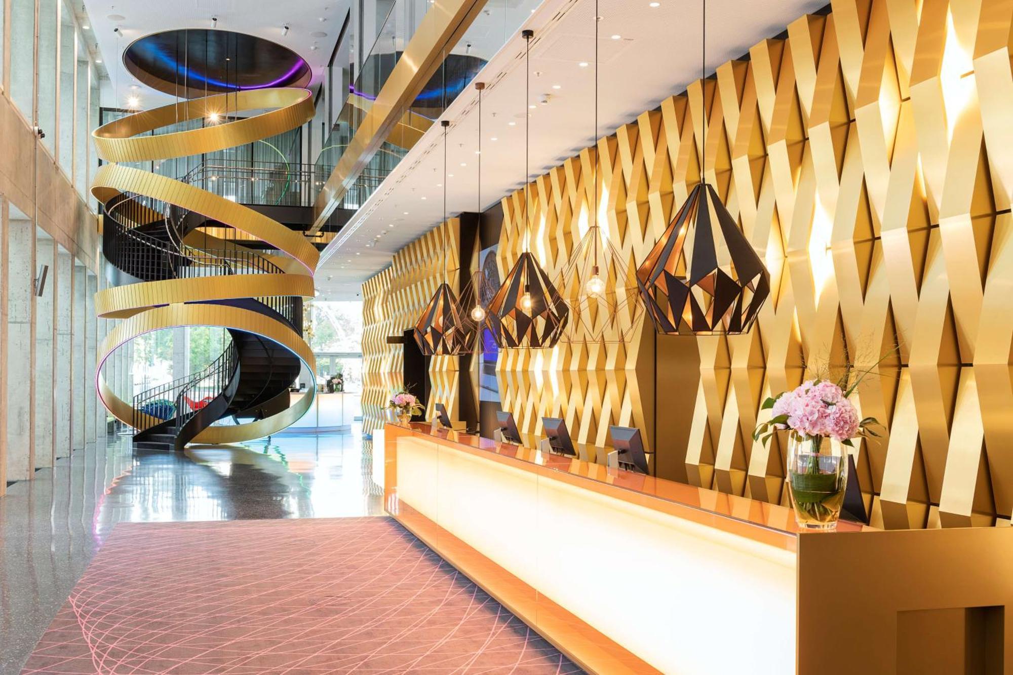 Nhow Frankfurt Hotel 4*